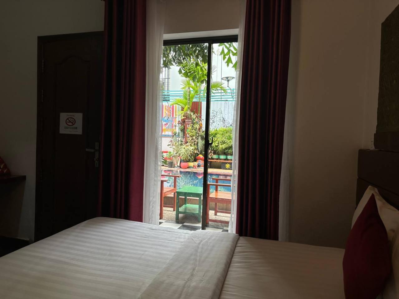 Asanak D'Angkor Boutique Hotel Siem Reap Exteriör bild