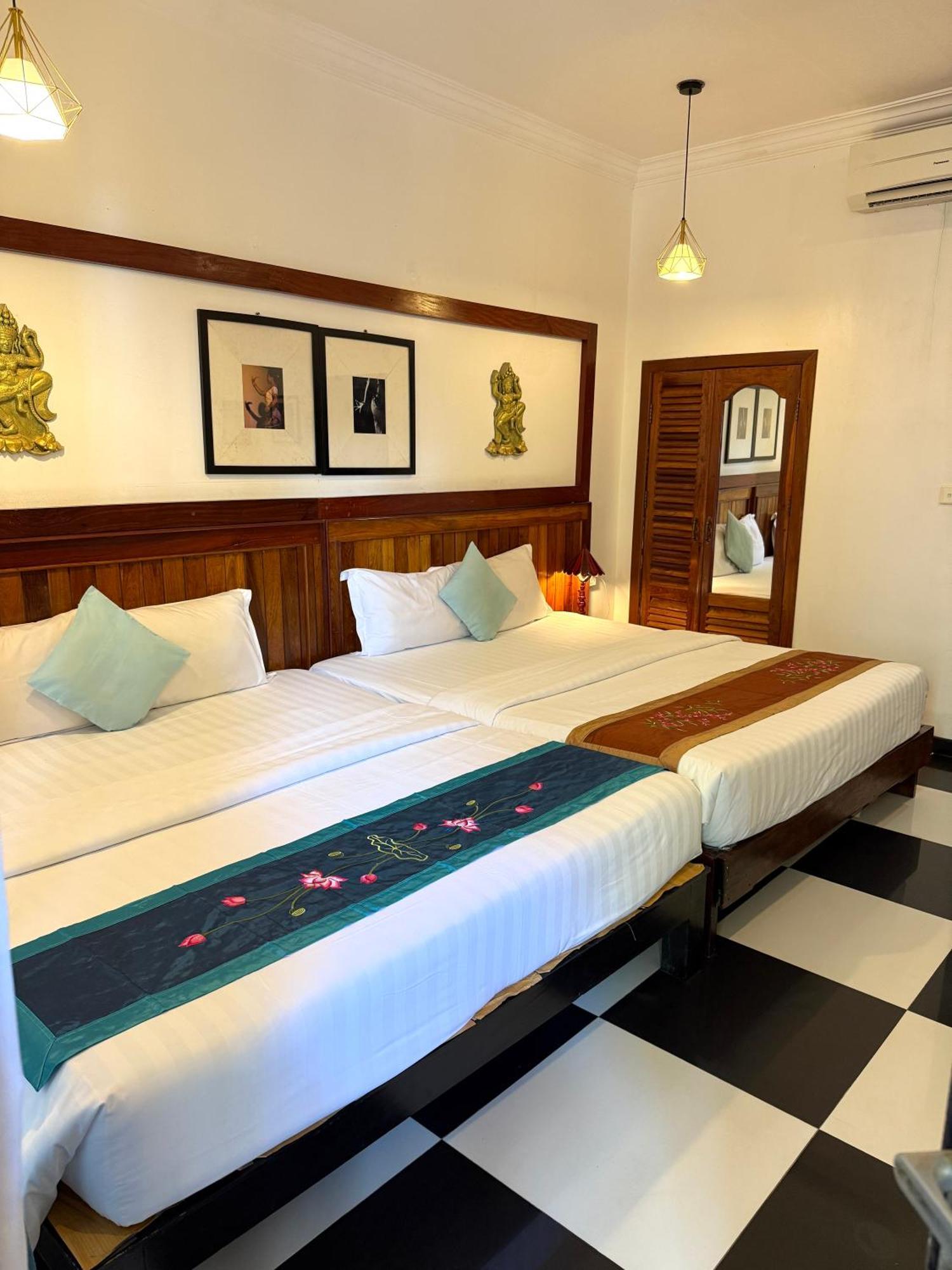Asanak D'Angkor Boutique Hotel Siem Reap Exteriör bild