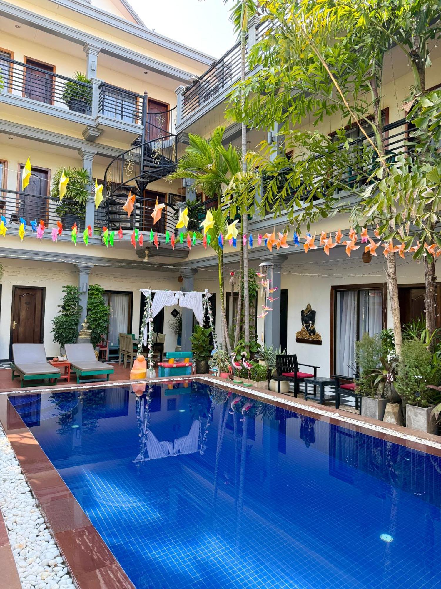 Asanak D'Angkor Boutique Hotel Siem Reap Exteriör bild