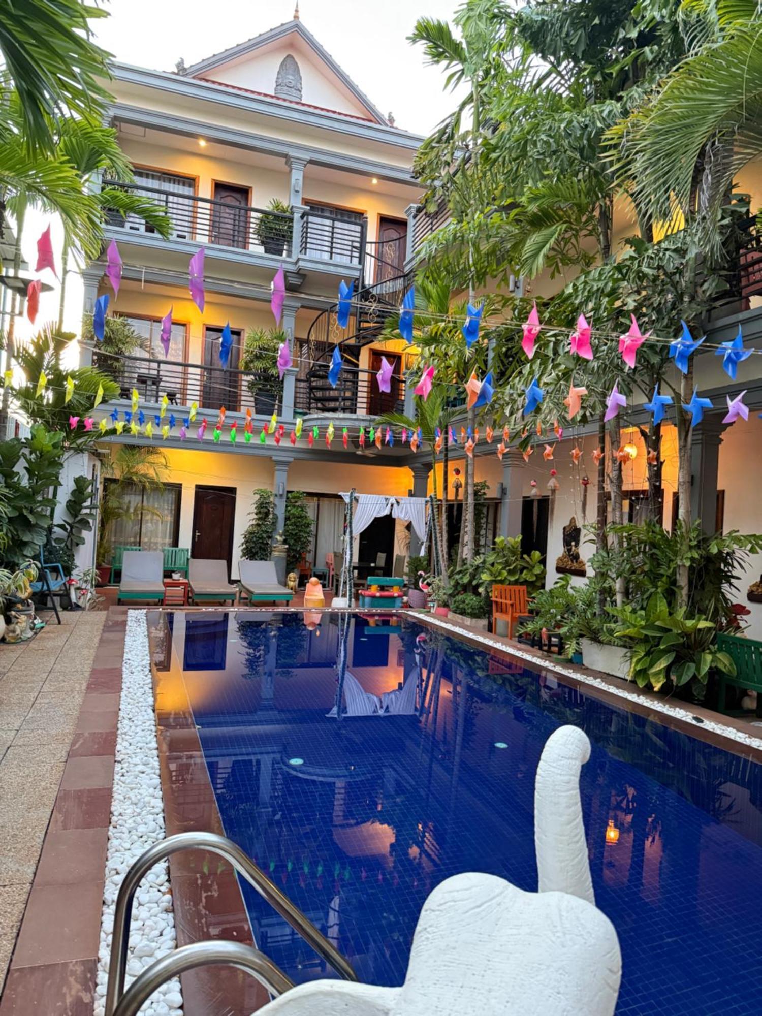Asanak D'Angkor Boutique Hotel Siem Reap Exteriör bild